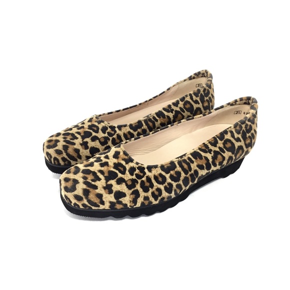 🌹Peter Kaiser Leopard Print Nubuck Wedge Flat🌹 - Picture 2 of 8
